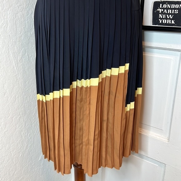 Marni 2012 Winter Edition Multicolor Pleated Silk Blend Midi Skirt Size 38/2US - Picture 5 of 10